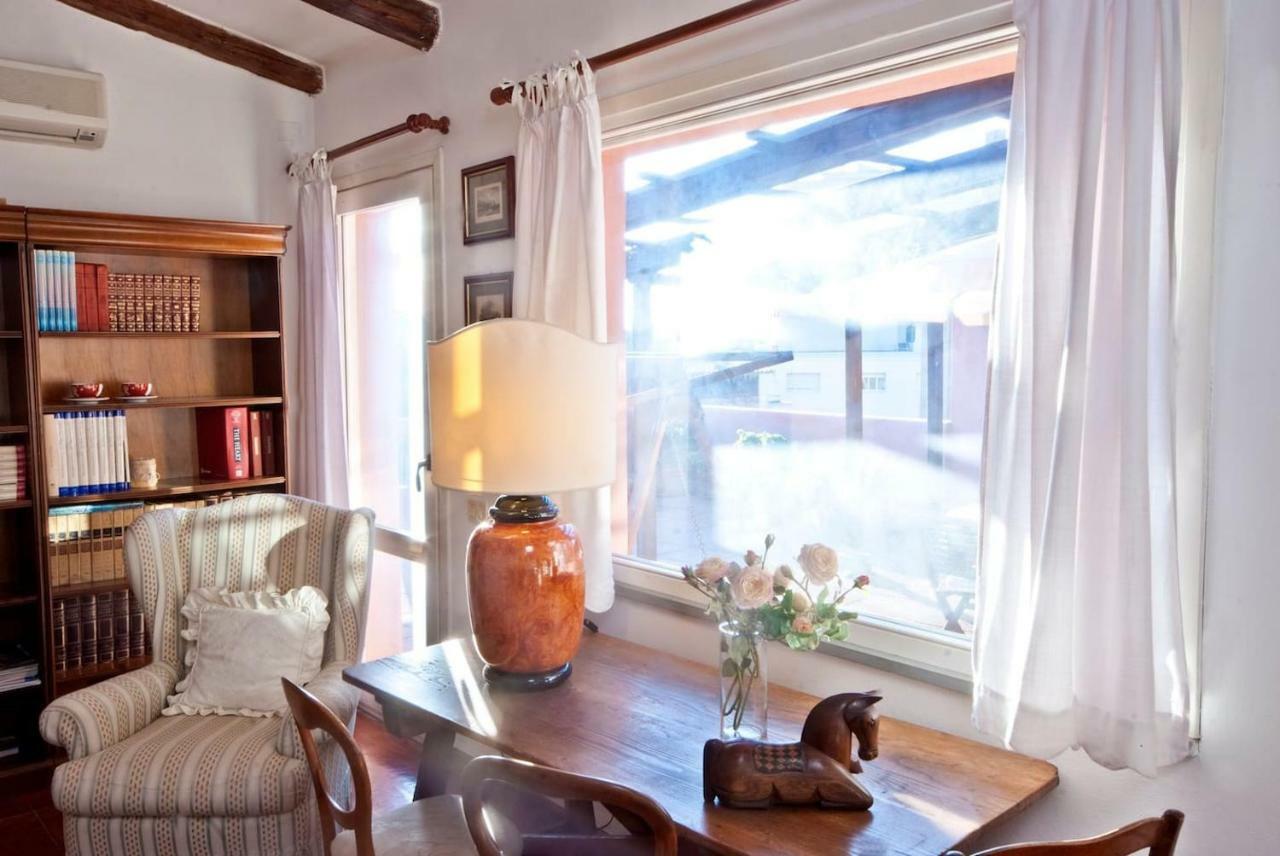 Attico In Centro Con Vista Della Torre - Cozy Penthouse Facing To The Tower Apartment Oristano Exterior photo